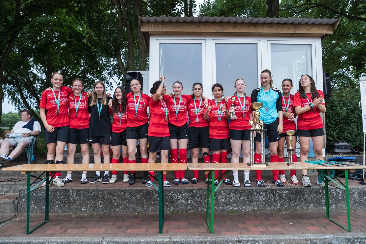 Bild 213 - Loewinnen Cup